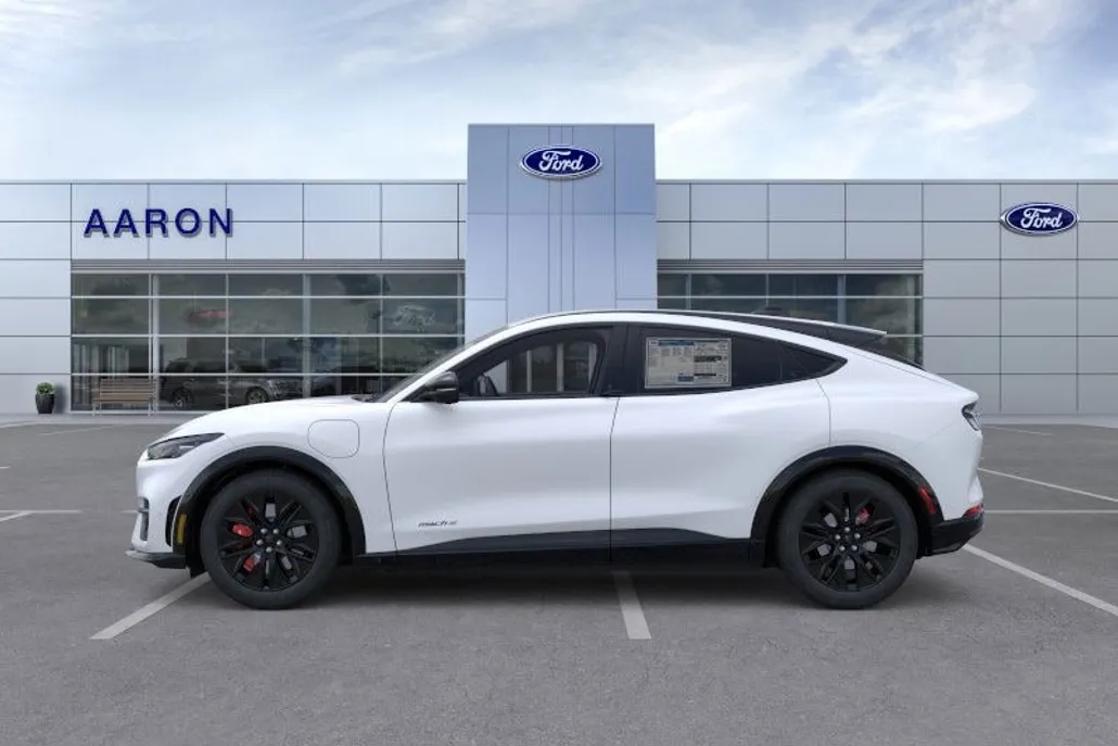 2025 Ford Mustang Mach-E Premium photo 1