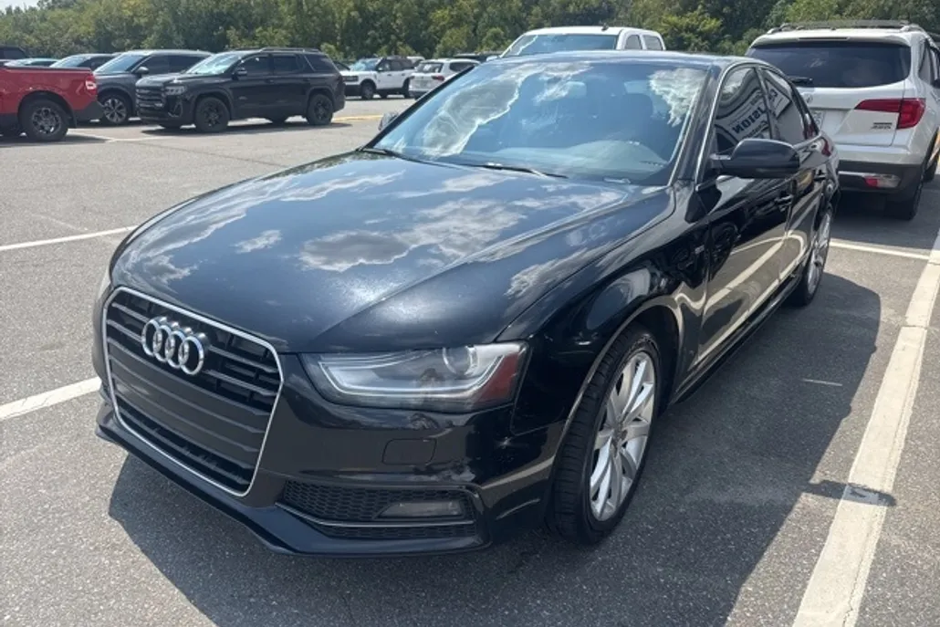2014 Audi A4 2.0T Premium photo 1