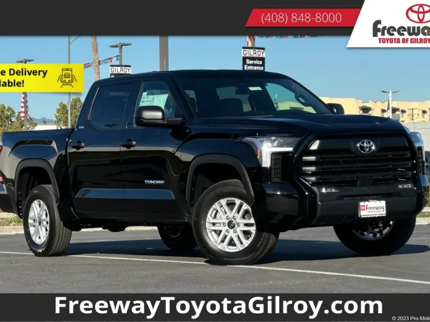 2025 Toyota Tundra SR5 photo 1