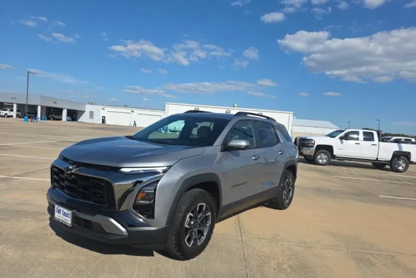 2025 Chevrolet Equinox ACTIV photo 1