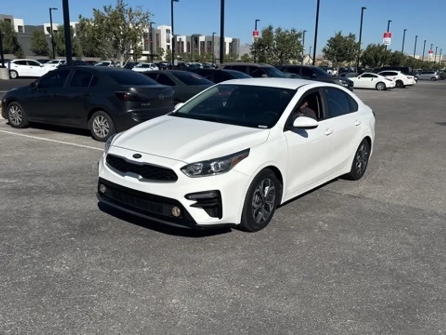 2019 Kia Forte LXS photo 1