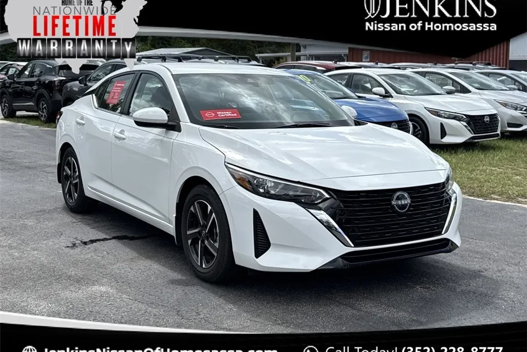 2025 Nissan Sentra SV photo 1