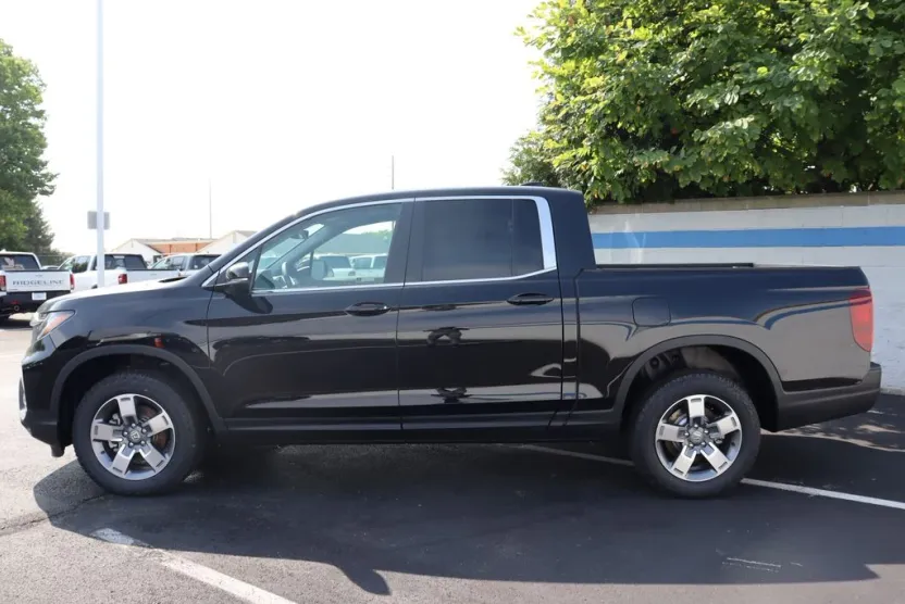 2025 Honda Ridgeline RTL photo 1