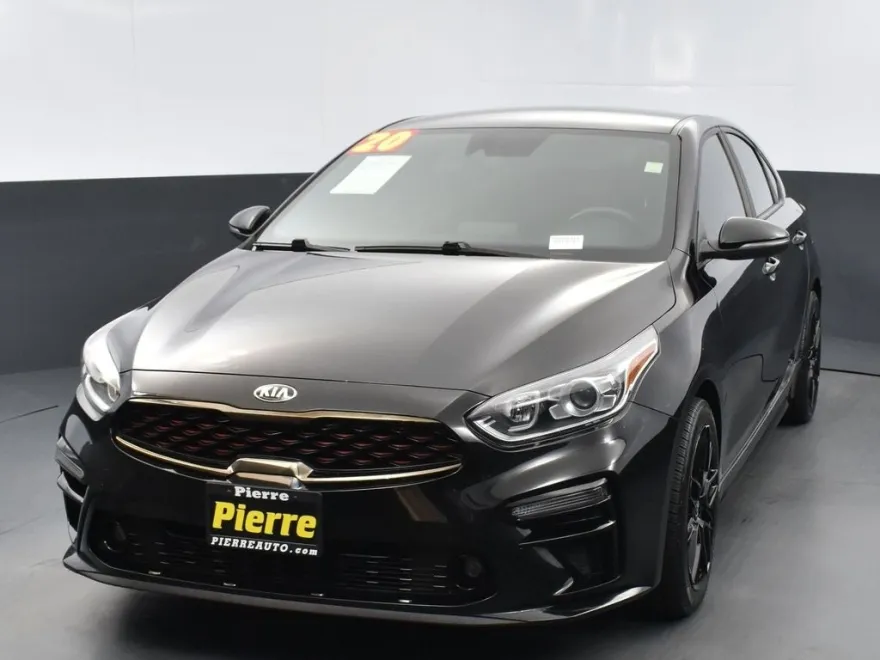 2020 Kia Forte GT-Line photo 1