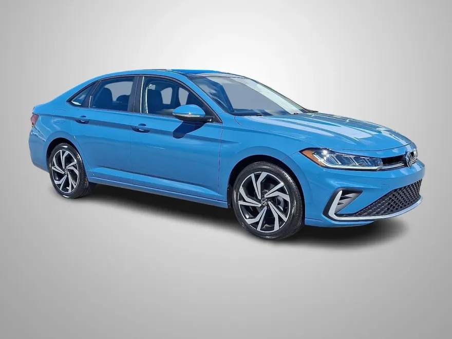 2025 Volkswagen Jetta SEL photo 1