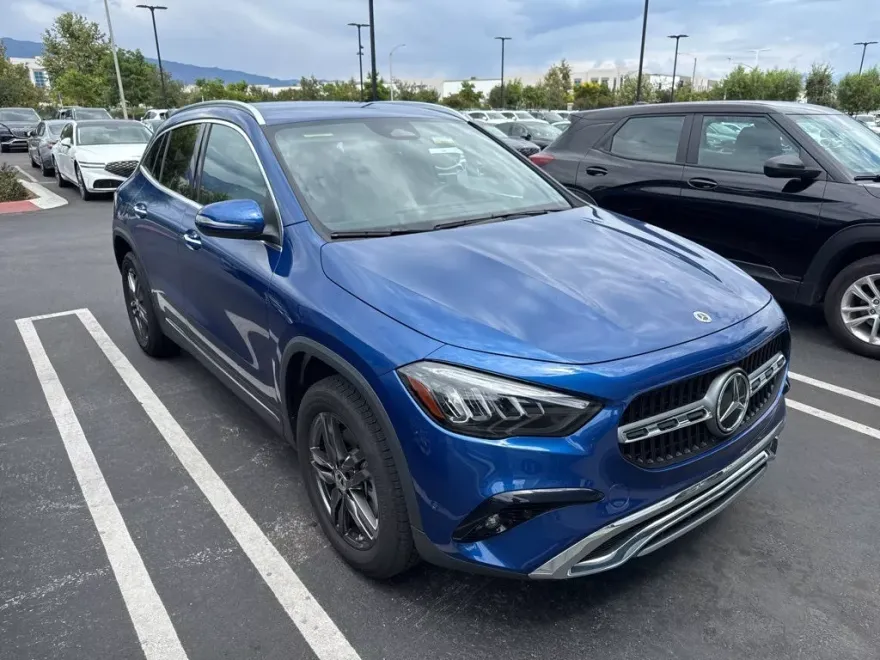 2025 Mercedes Benz GLA 250 photo 1