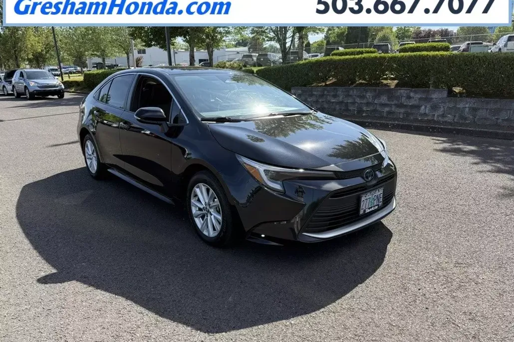2023 Toyota Corolla Hybrid XLE photo 1