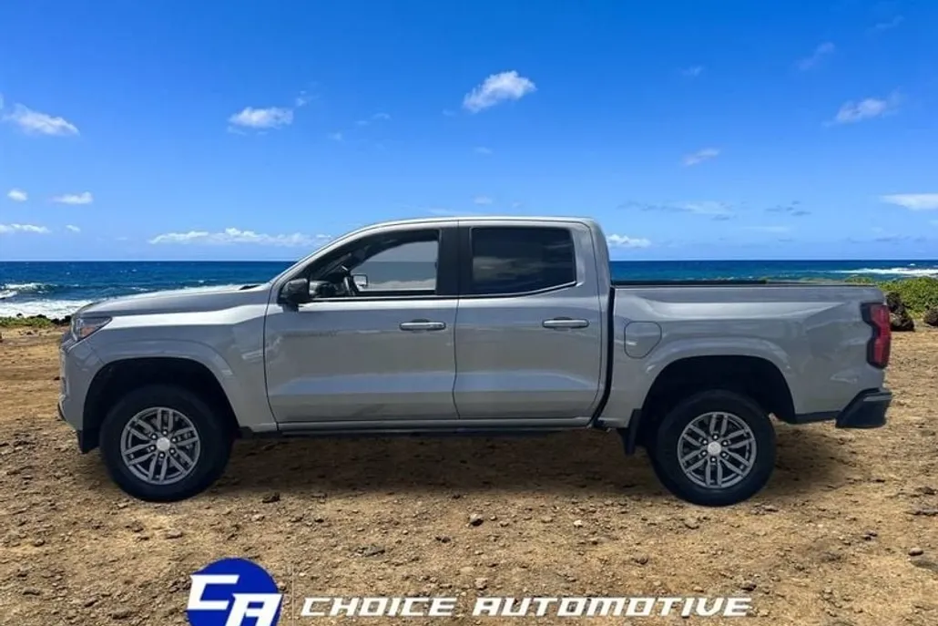 2023 Chevrolet Colorado LT photo 1