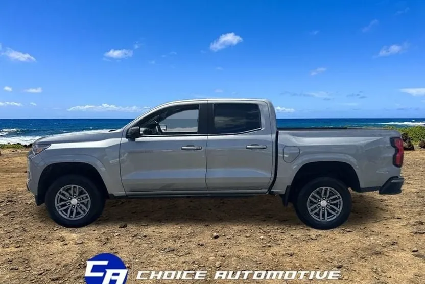 2023 Chevrolet Colorado LT photo 1