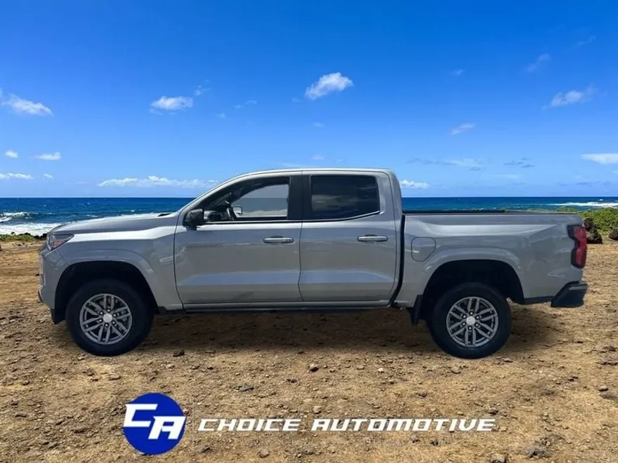 2023 Chevrolet Colorado LT photo 1