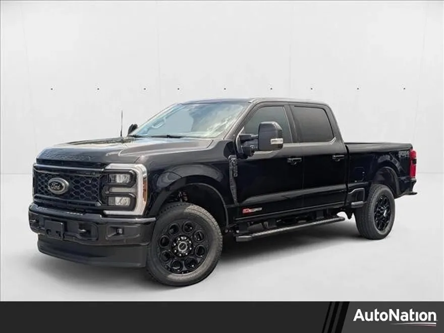 2025 Ford F-250 Lariat photo 1