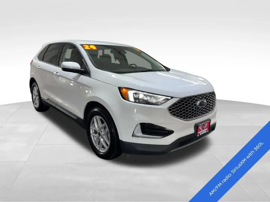 2024 Ford Edge SEL photo 1