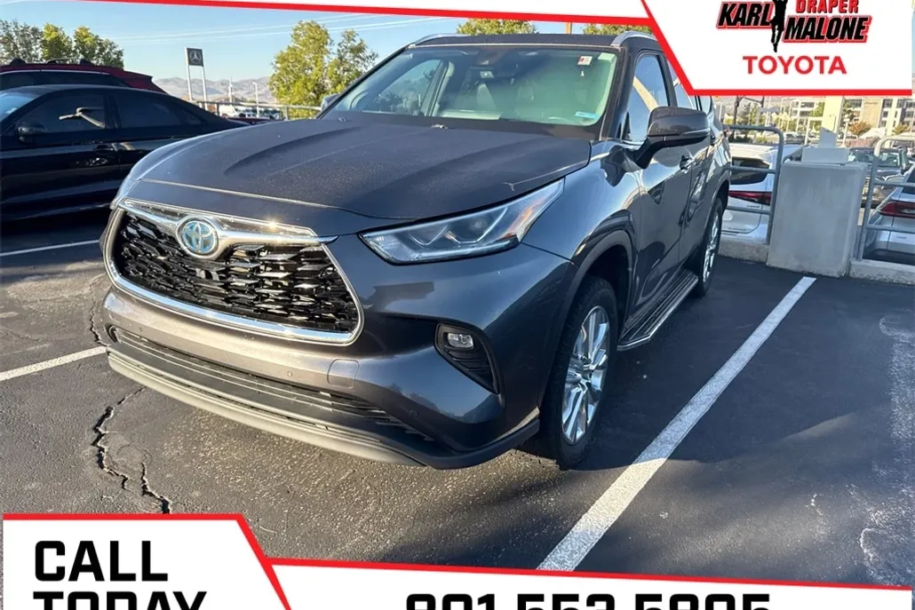 2022 Toyota Highlander Hybrid Limited photo 1