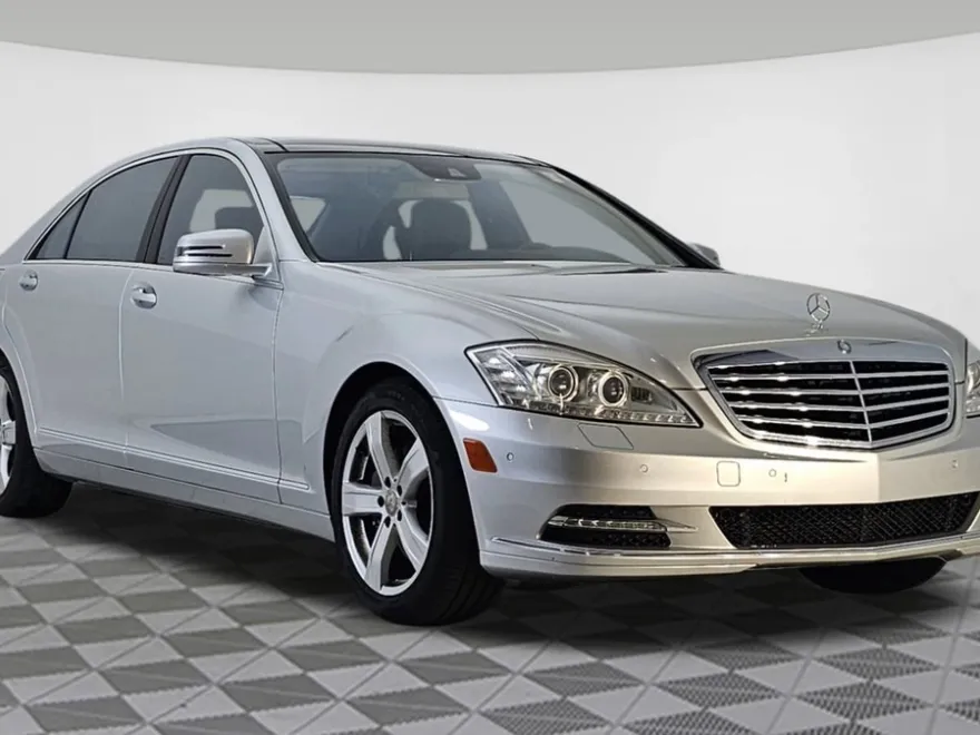2011 Mercedes Benz S 550 4MATIC photo 1
