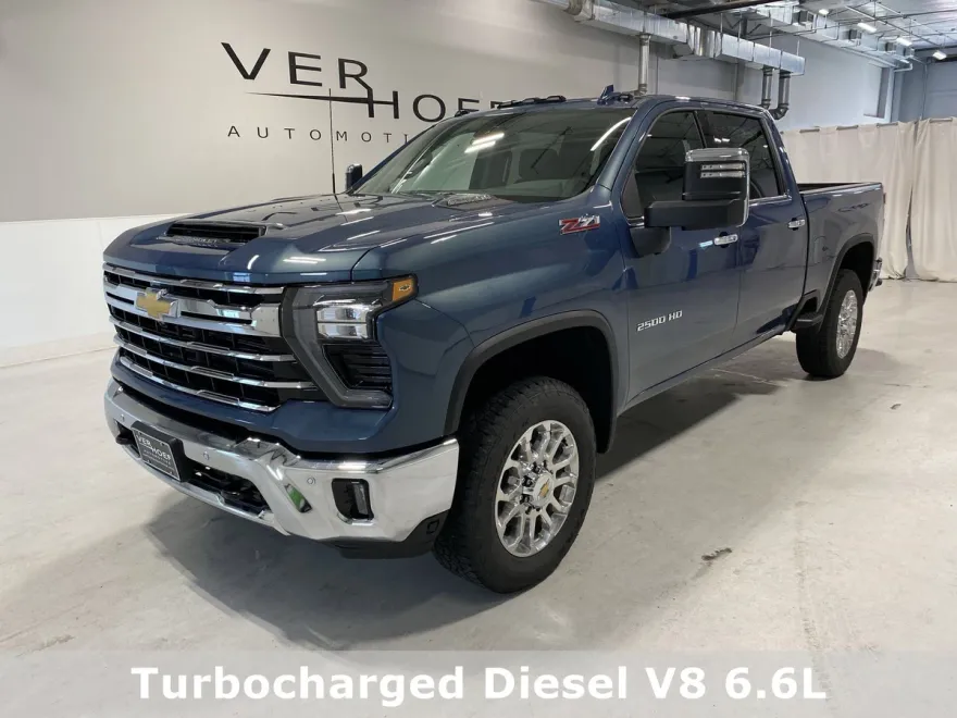 2025 Chevrolet Silverado 2500HD LTZ photo 1