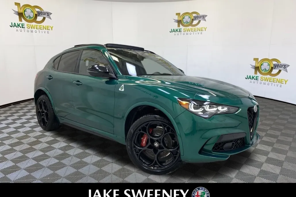 2024 Alfa Romeo Stelvio Quadrifoglio photo 1