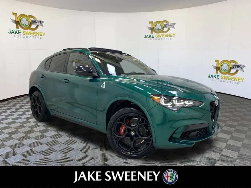 2024 Alfa Romeo Stelvio Quadrifoglio photo 1