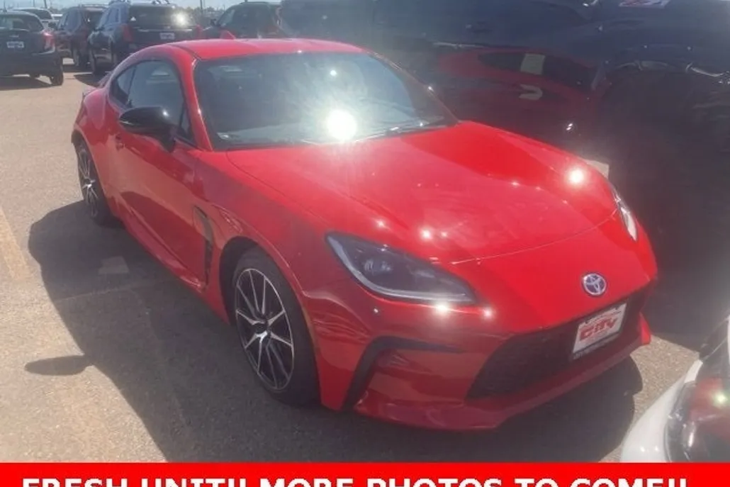 2023 Toyota GR86 photo 1
