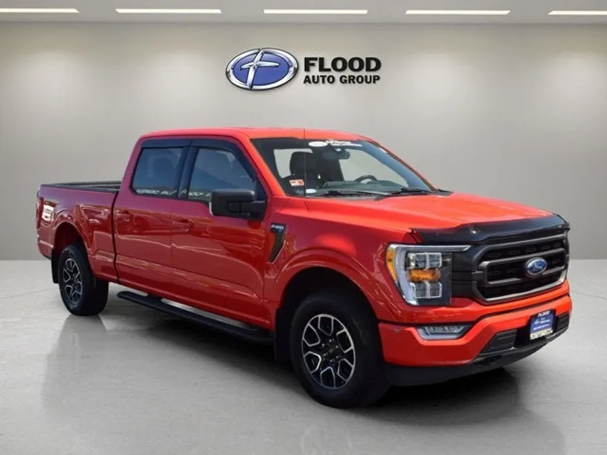 2022 Ford F-150 XLT photo 1