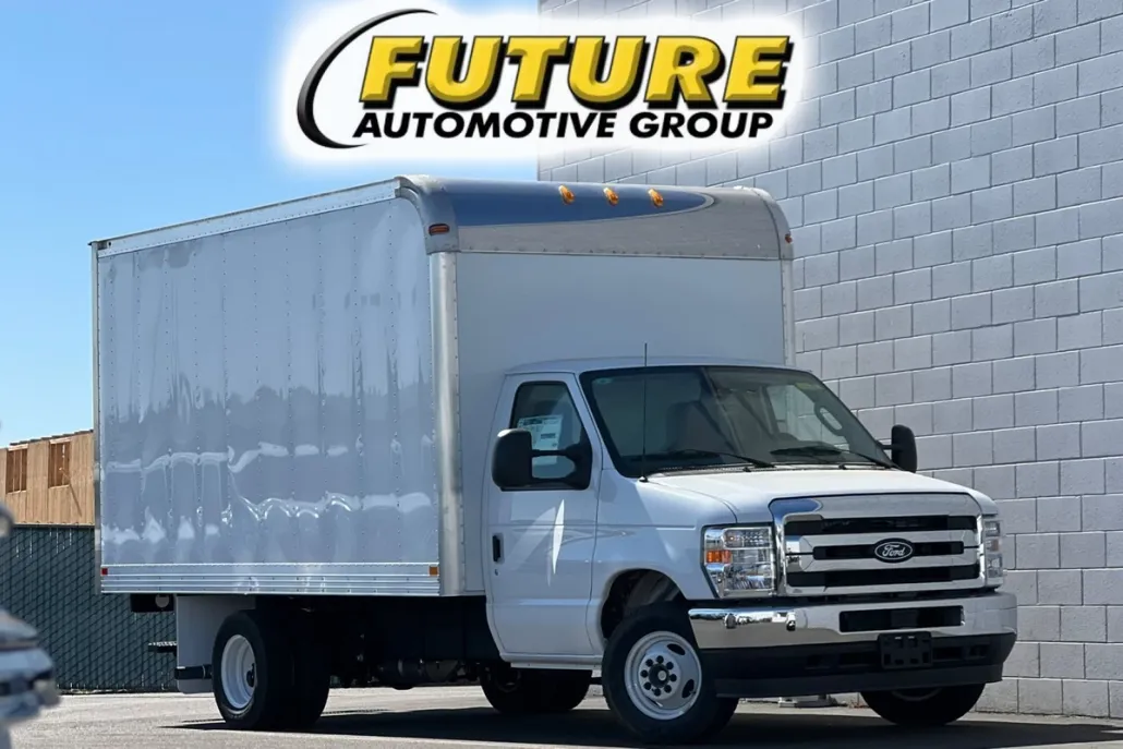 2026 Ford E-350 Base photo 1