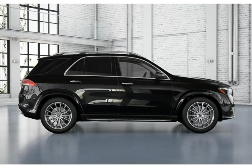 2026 Mercedes Benz GLE 450 4MATIC photo 1