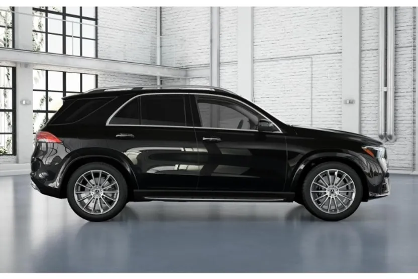 2026 Mercedes Benz GLE 450 4MATIC photo 1