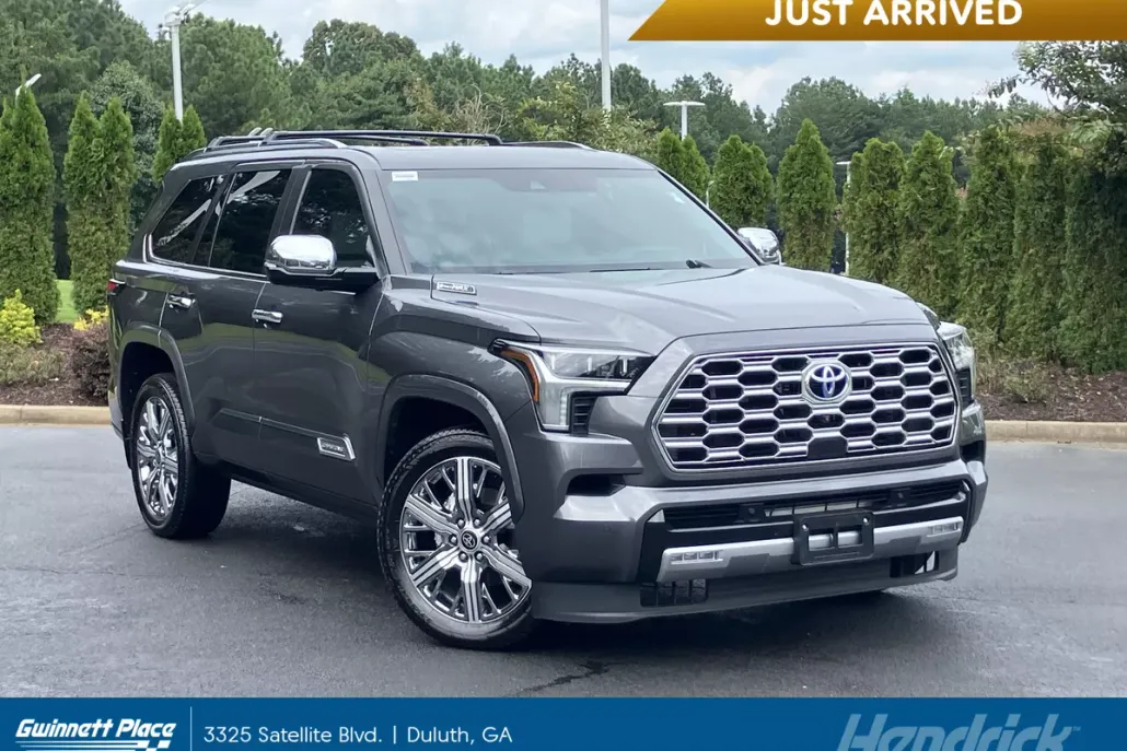 2024 Toyota Sequoia Capstone photo 1