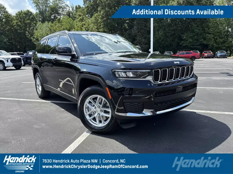 2025 Jeep Grand Cherokee Laredo X photo 1