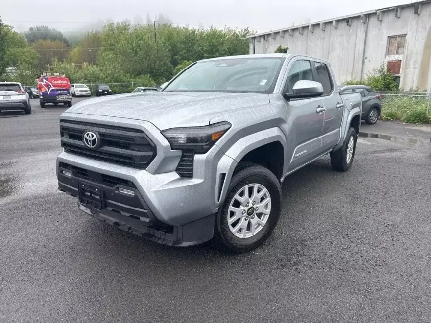 2024 Toyota Tacoma 4x4 SR5 Double Cab photo 1