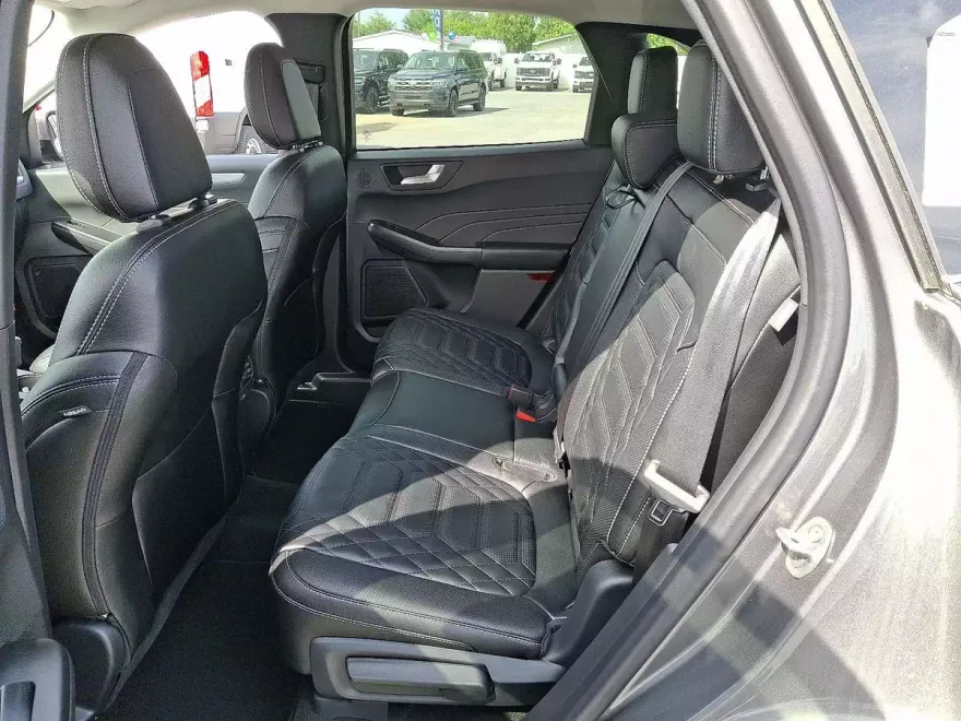 2024 Ford Escape photo 1