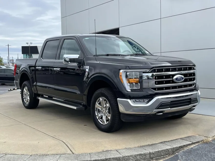 2023 Ford F-150 Lariat photo 1