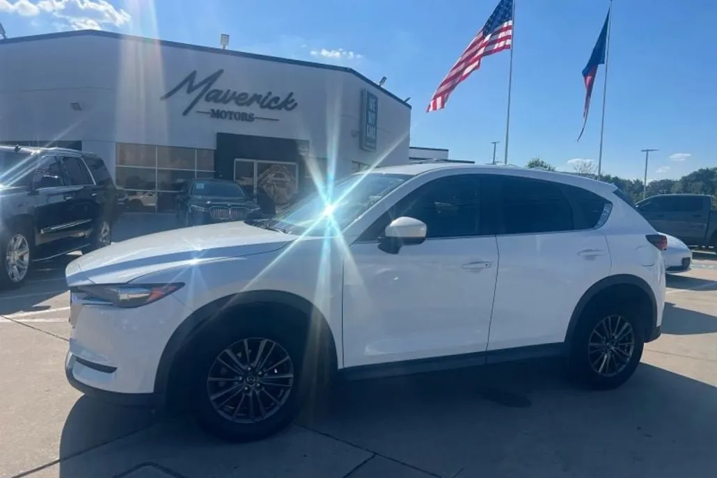 2021 Mazda CX-5 Touring Sport photo 1