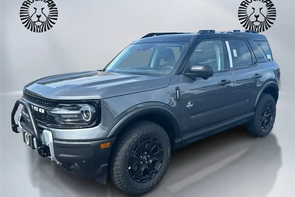 2025 Ford Bronco Sport Outer Banks photo 1