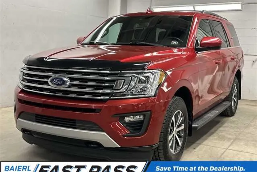 2020 Ford Expedition XLT photo 1