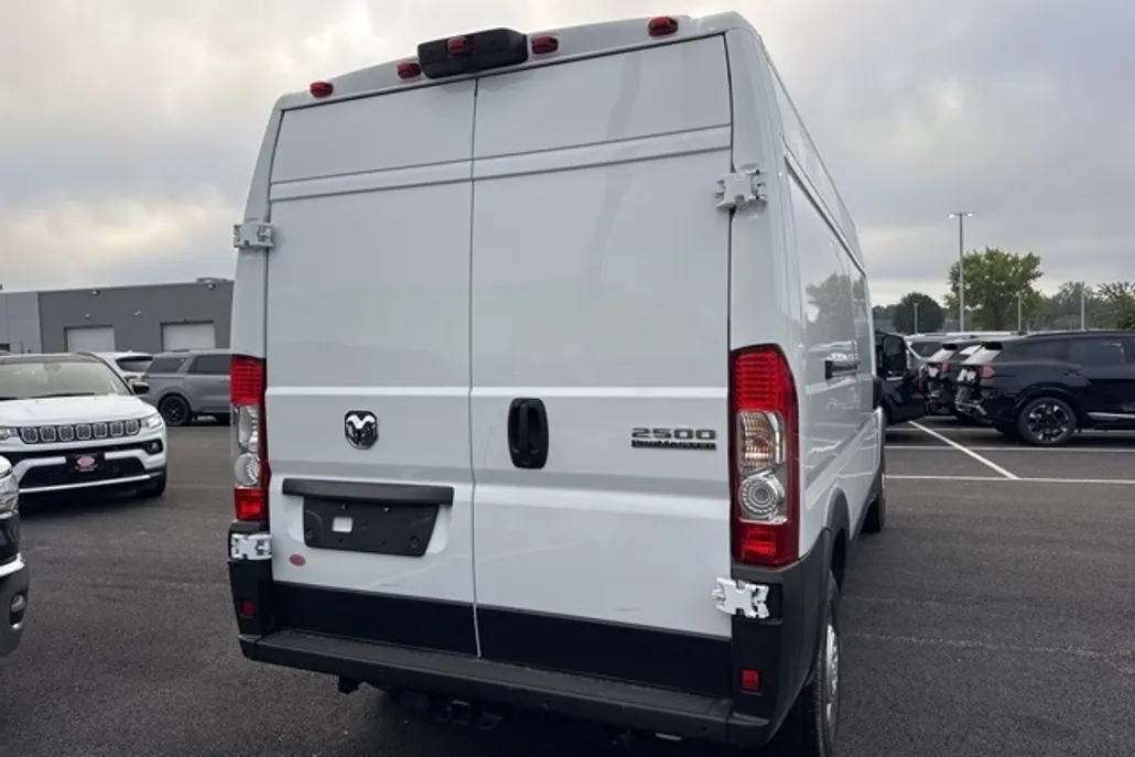 2025 Ram ProMaster 2500 photo 1