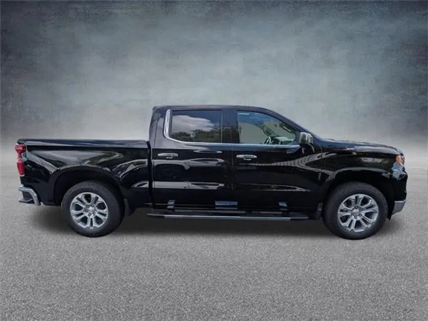 2026 Chevrolet Silverado 1500 LTZ photo 1