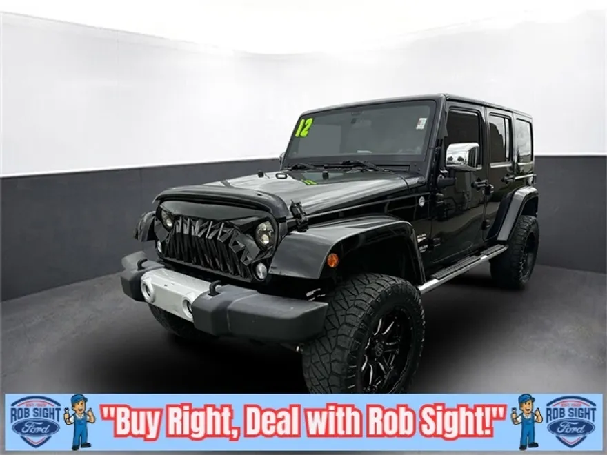 2012 Jeep Wrangler Unlimited Sahara photo 1