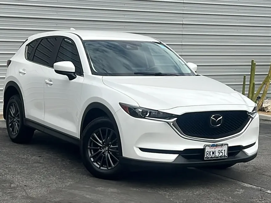 2019 Mazda CX-5 Touring photo 1
