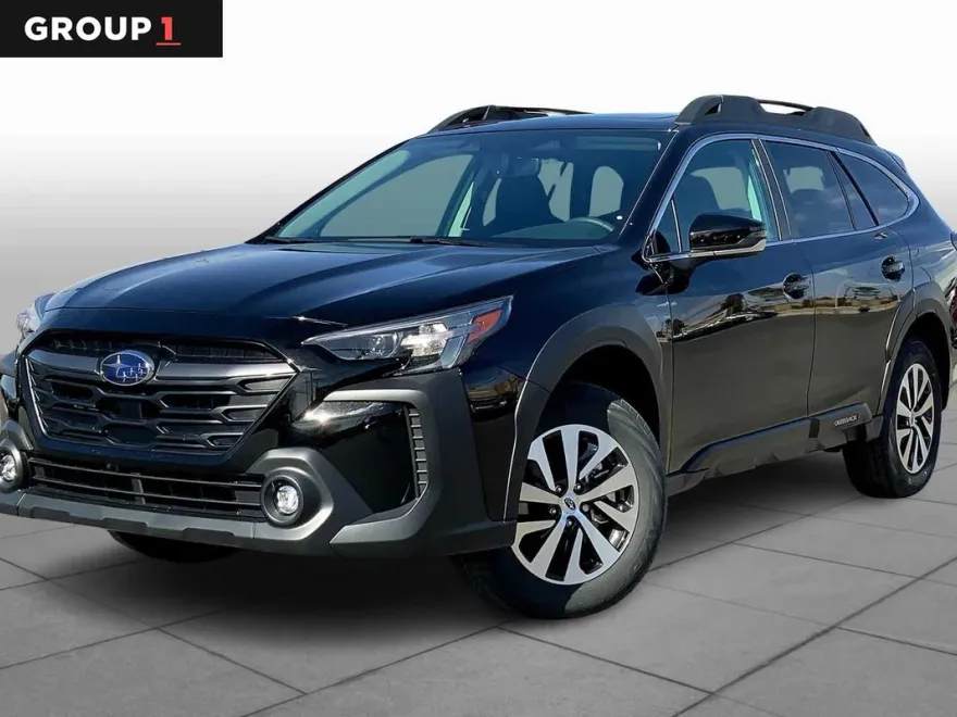 2025 Subaru Outback Premium photo 1