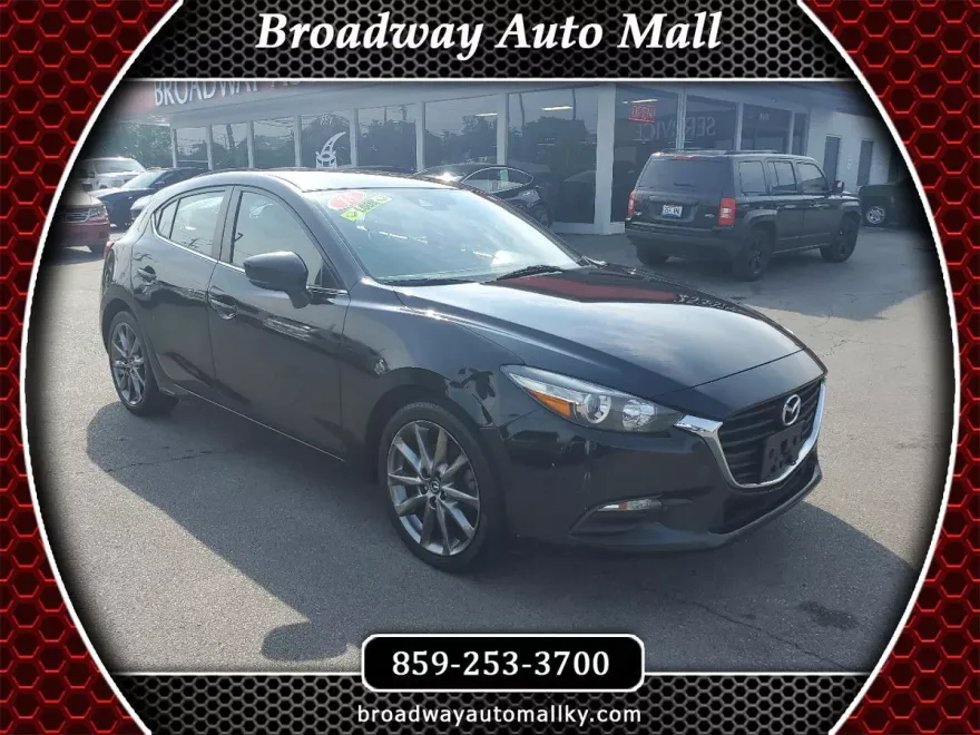 2018 Mazda Mazda3 Touring photo 1