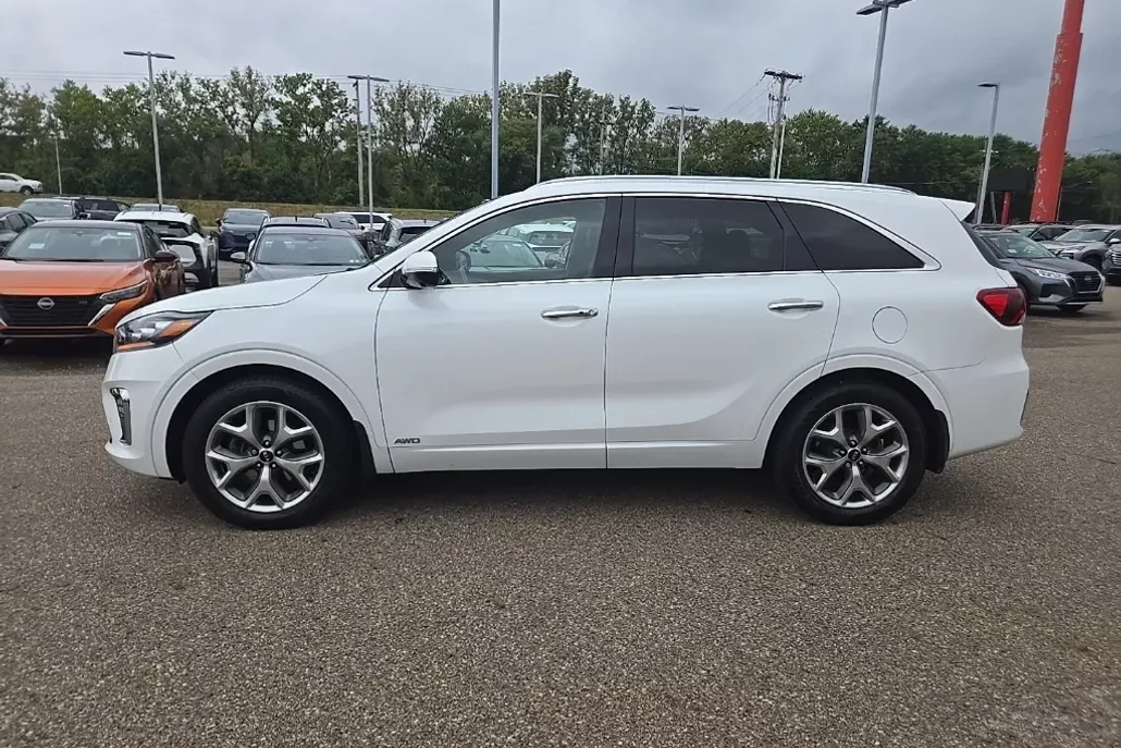 2020 Kia Sorento SX photo 1