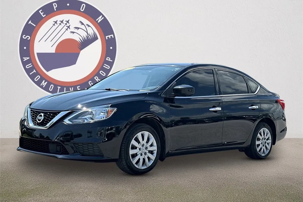 2018 Nissan Sentra S photo 1