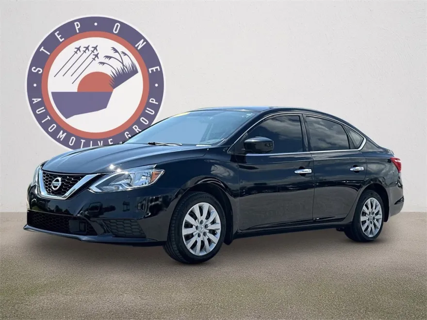 2018 Nissan Sentra S photo 1