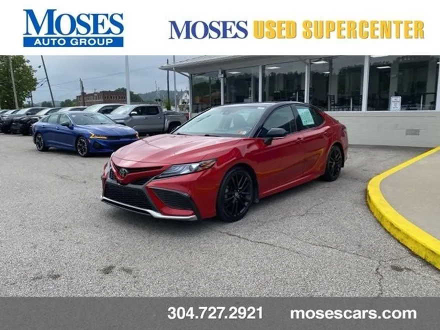 2022 Toyota Camry XSE photo 1