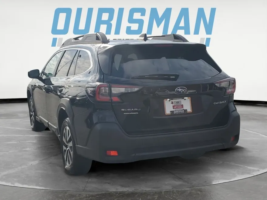 2025 Subaru Outback Premium photo 1