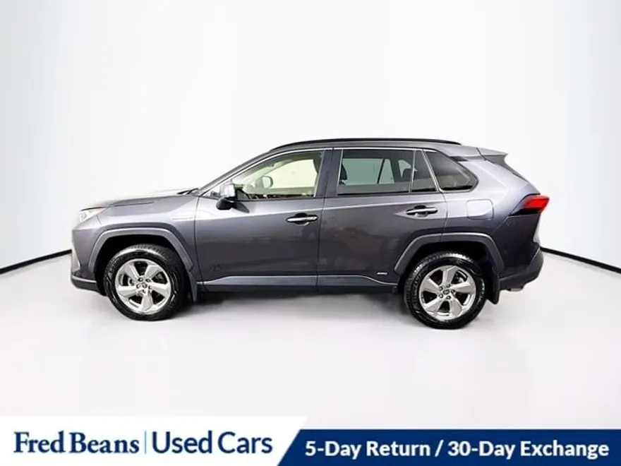 2021 Toyota RAV4 Hybrid Limited photo 1
