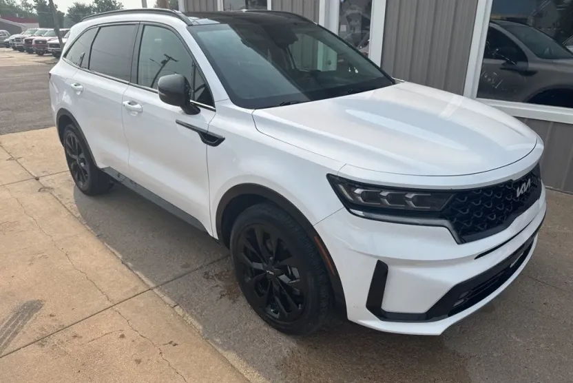 2023 Kia Sorento SX Prestige photo 1