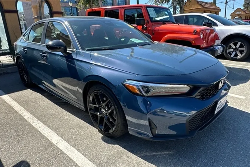 2025 Honda Civic Sport photo 1