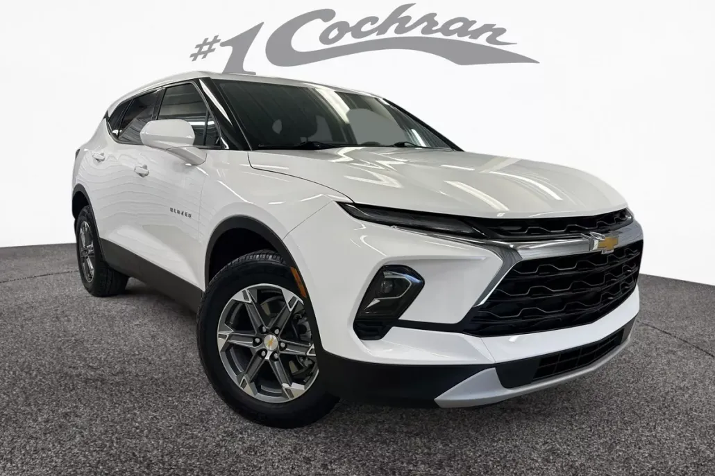 2023 Chevrolet Blazer 2LT photo 1