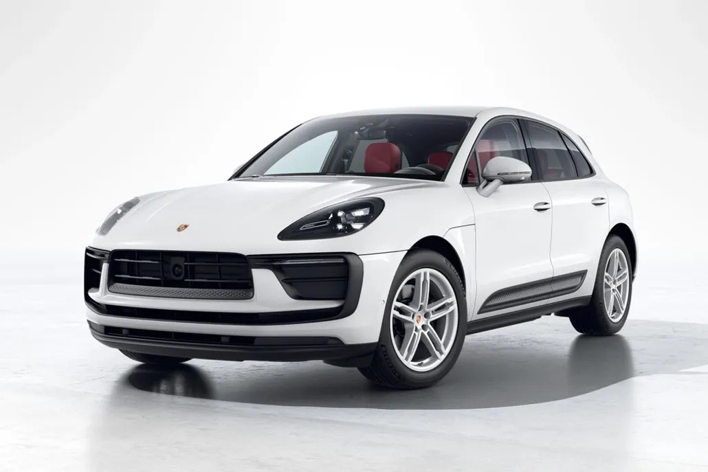 2025 Porsche Macan T photo 1